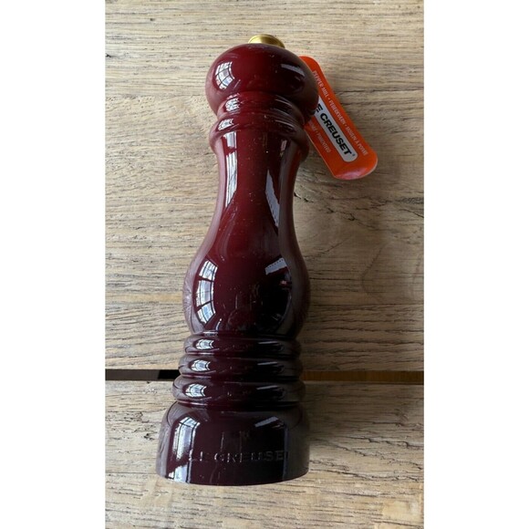 Le Creuset Acrylic Classic Manual Pepper Mill 8 in Rhone NEW - Picture 4 of 6